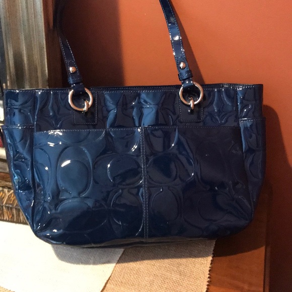 Coach Tote - Picture 2 of 4